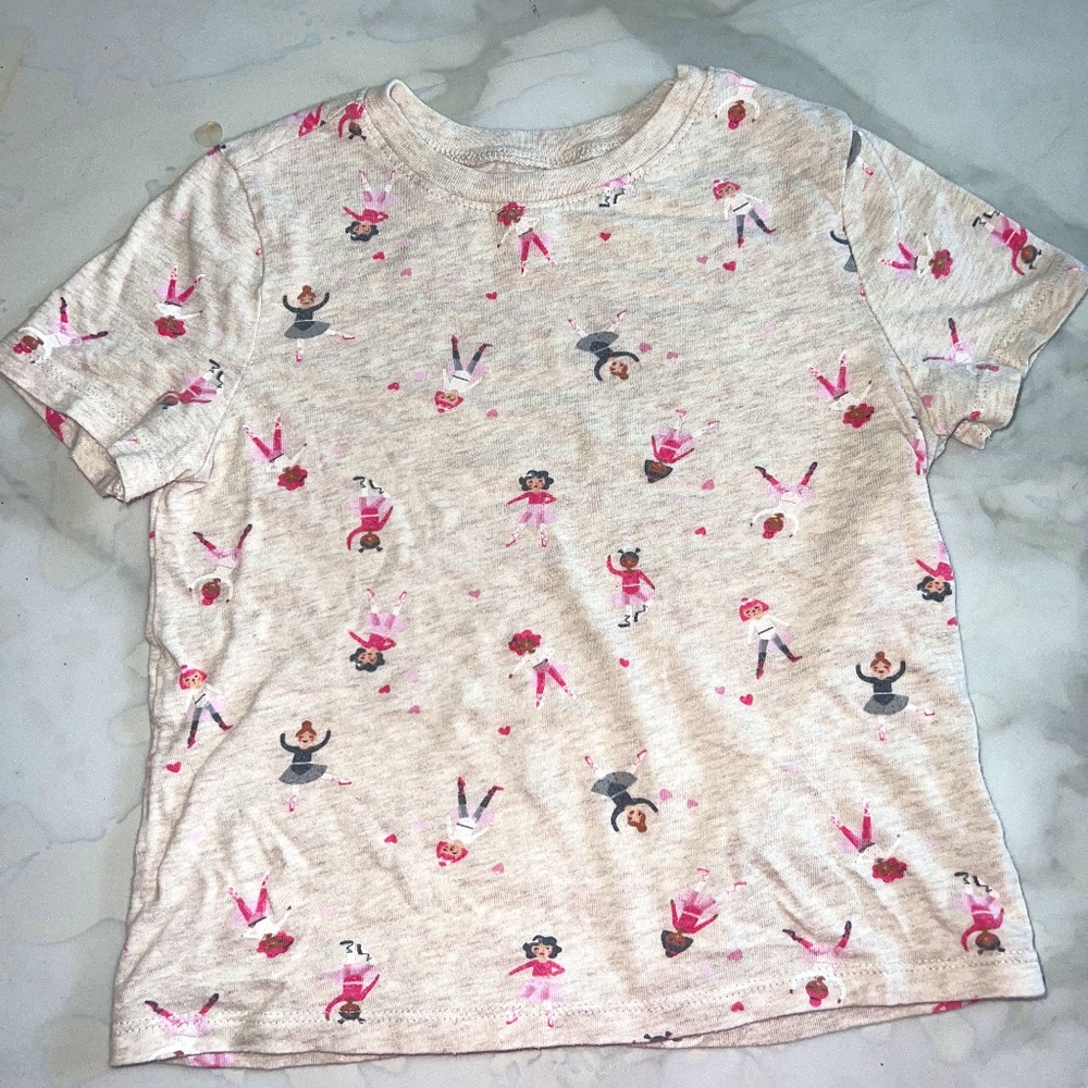Old Navy Tee Size 5T